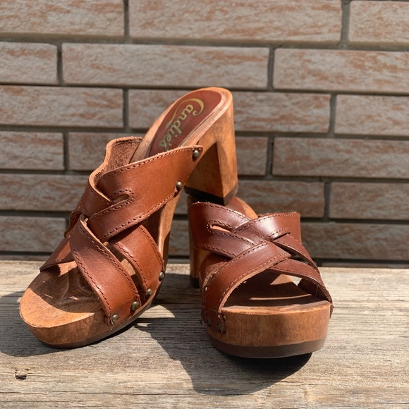 Candie's Shoes - Candies clogs